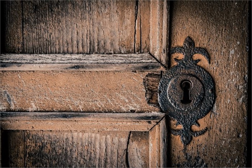 פגיעות מיניות בין אחאים